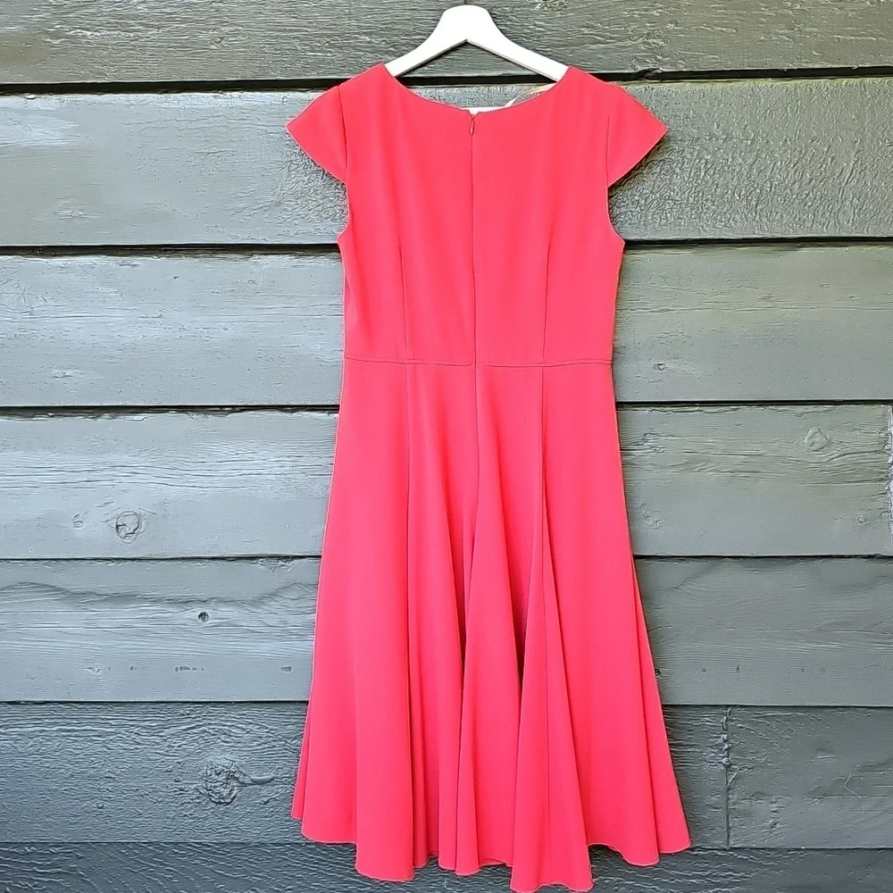 GAL MEETS GLAM Dress - Picture 5 of 9